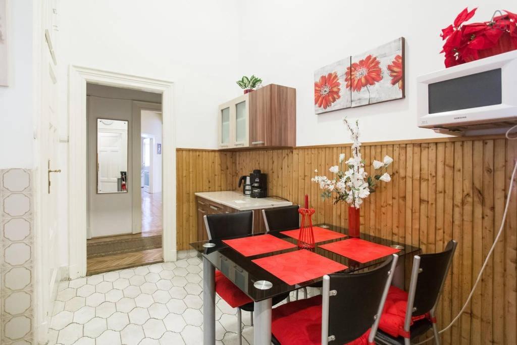 Chain Bridge Apartment Budapeste Exterior foto