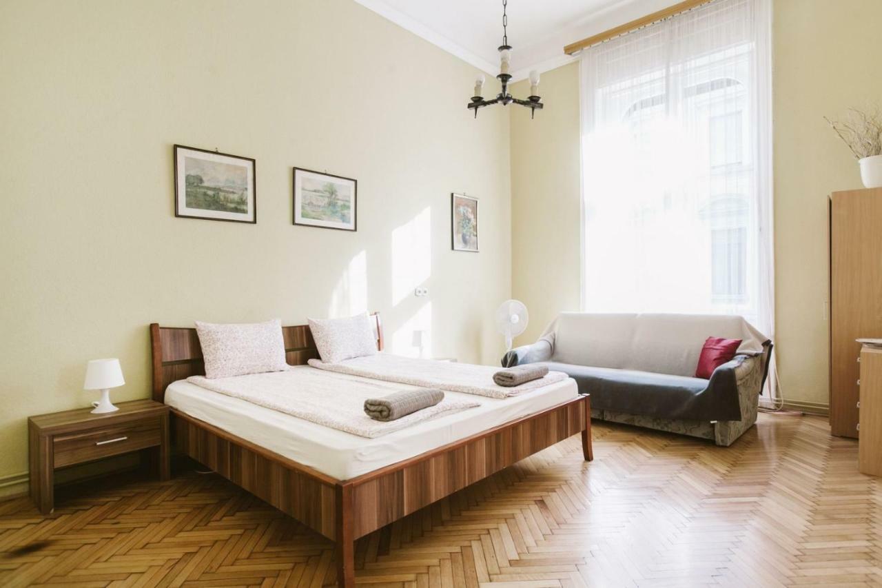 Chain Bridge Apartment Budapeste Exterior foto